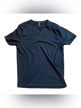 Forever 21 V-Neck Tee Shirt